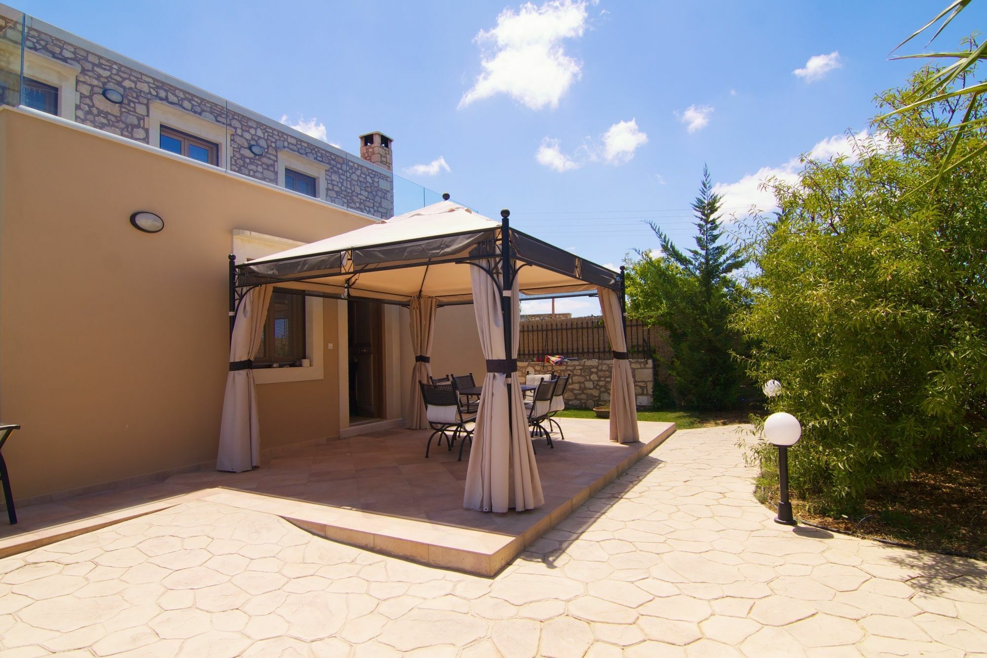 Green Paradise Villa Margarítai Exterior foto